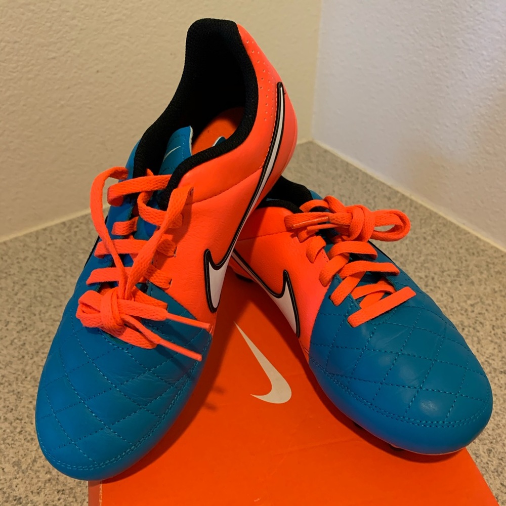 Nike JR TIEMPO GENIO LEATHER FG Soccer Cleat